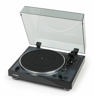 Thorens TD 102 A Fully Automatic Turntable Gloss Black